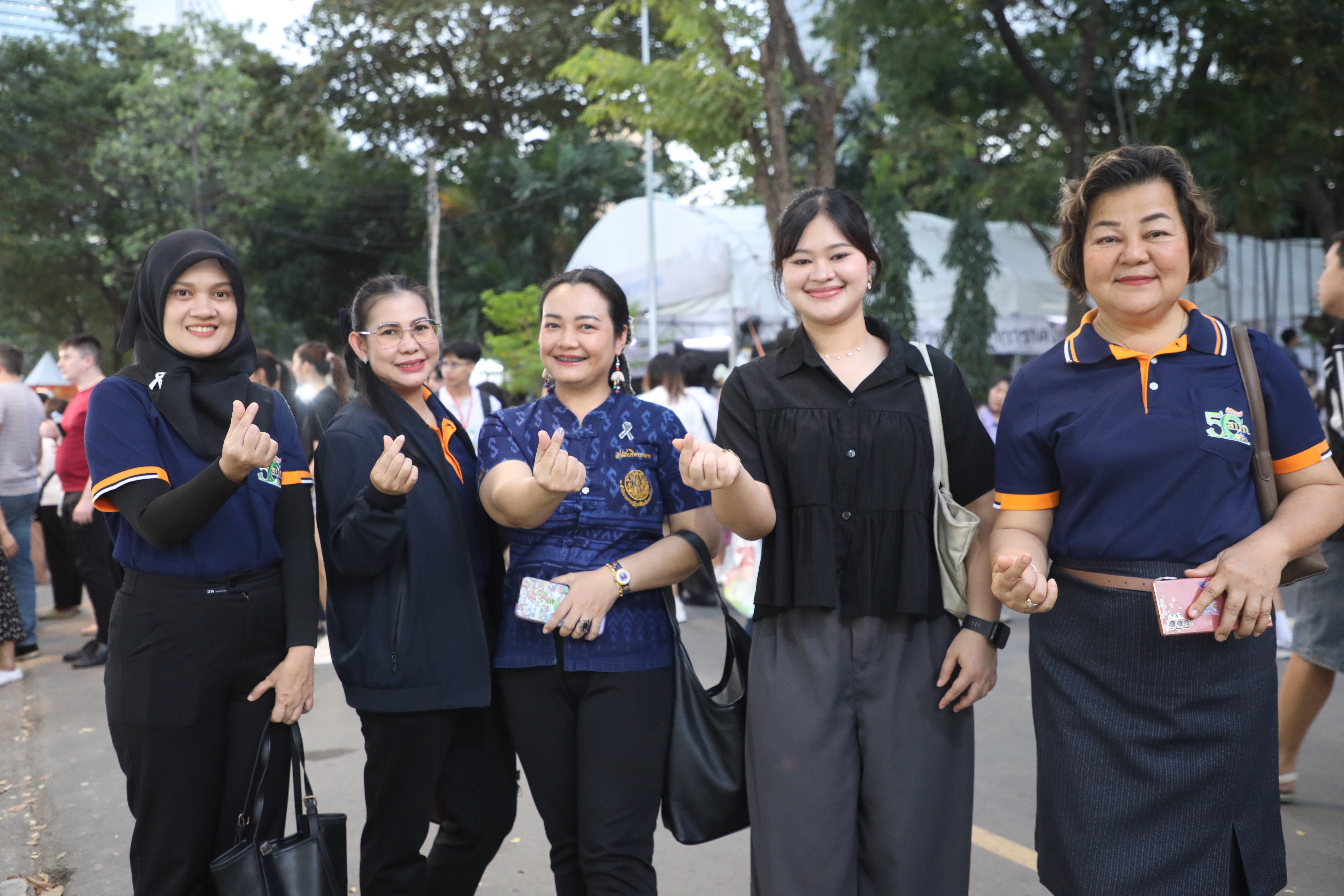 title - ส.ป.ก. ร่วมออกร้าน ภายในบูธกระทรวงเกษตรและสหกรณ์ งานกาชาด ประจำปี 2568